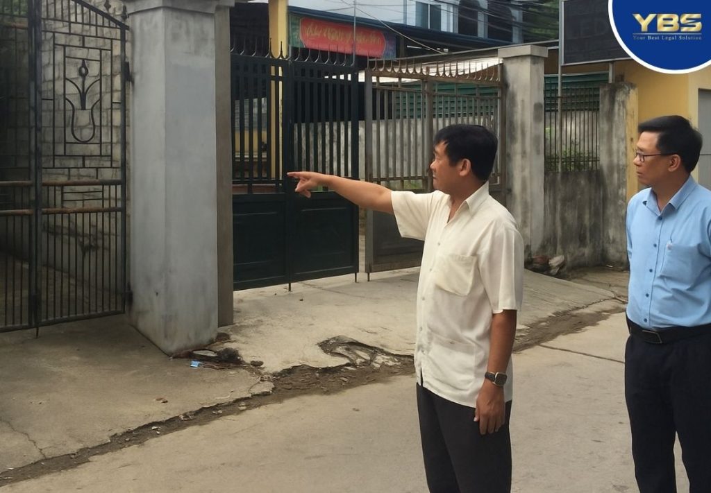 Hàng Xóm Xây Tường Rào Lấn Ranh – Có Thể Yêu Cầu Tháo Dỡ Không?